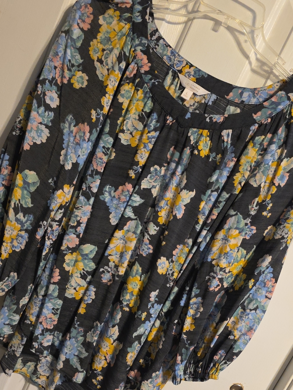 LC Lauren Conrad Black Floral Peasant Blouse with Yellow and Blue Blooms T069